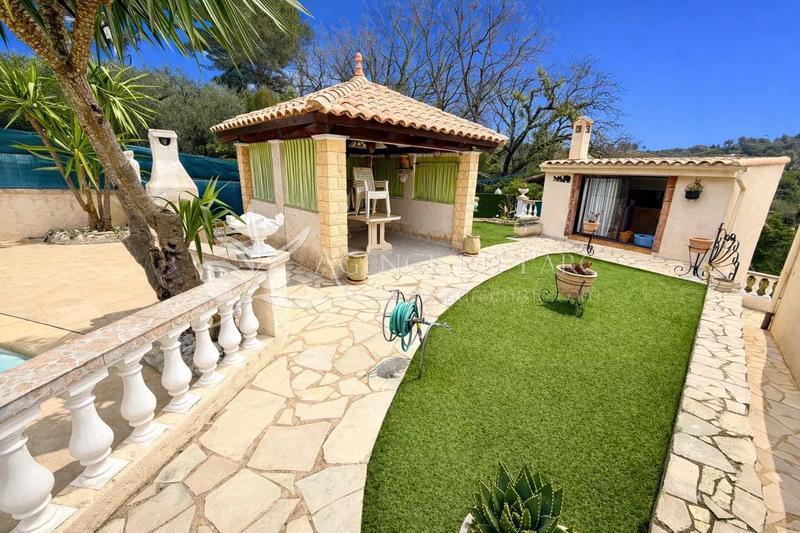 Maison - 168 m² - 6 pièces