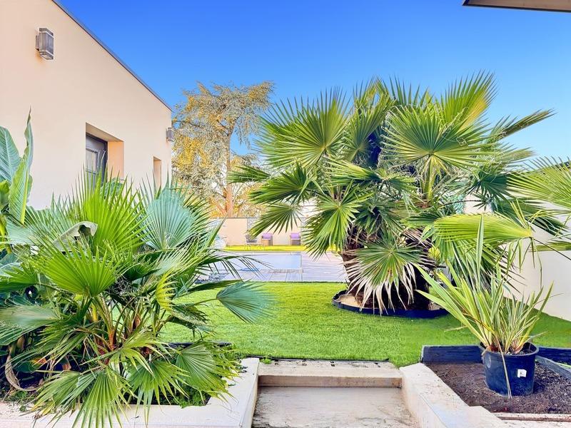 Maison - 178 m² - 7 pièces