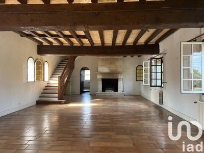 Maison - 300 m² - 5 pièces