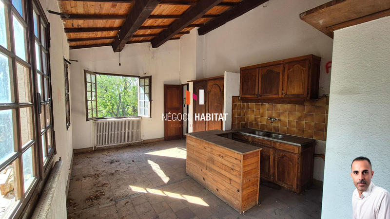 Villa - 180 m² - 7 pièces