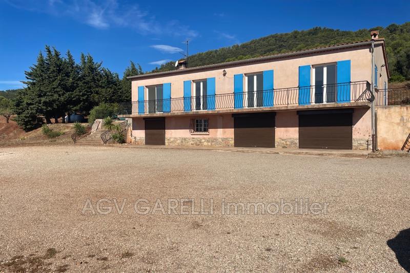 Maison - 147 m² - 5 pièces