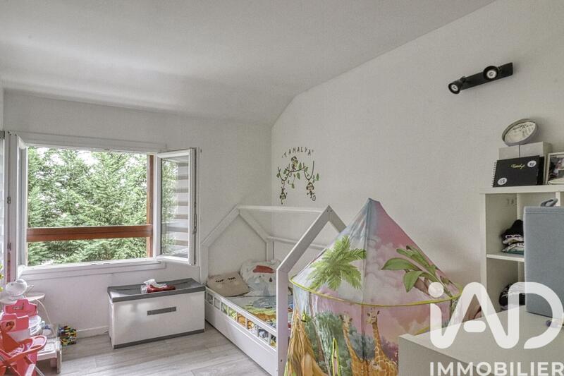 Maison - 88 m² - 4 pièces