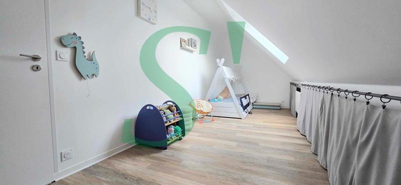 Maison - 170 m² - 7 pièces