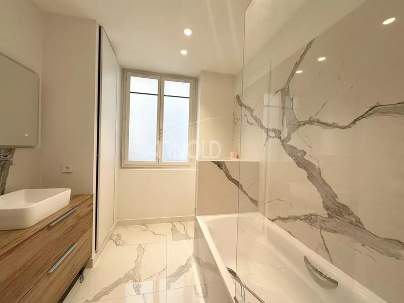 Appartement - 128 m² - 5 pièces