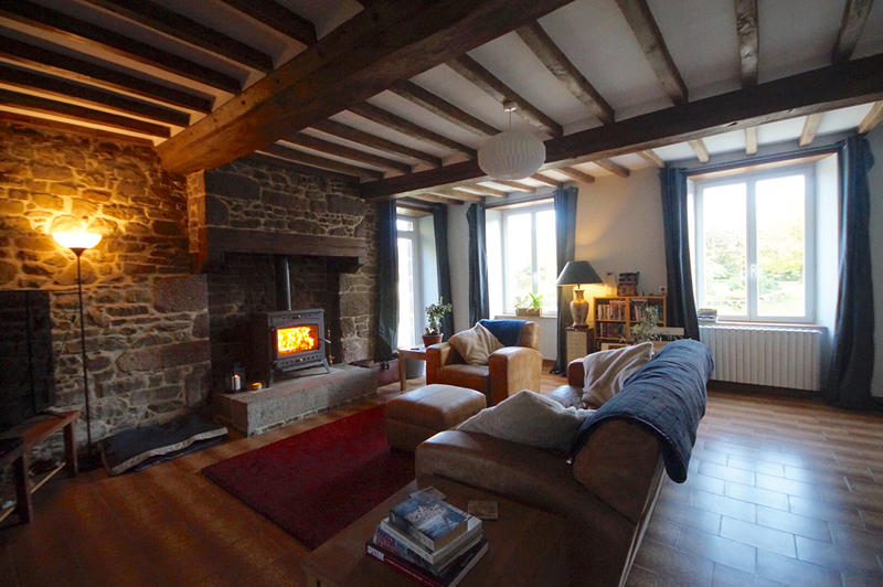 Maison - 200 m² - 8 pièces