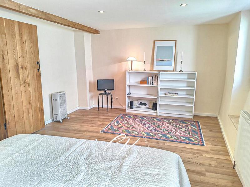 Maison - 205 m² - 7 pièces