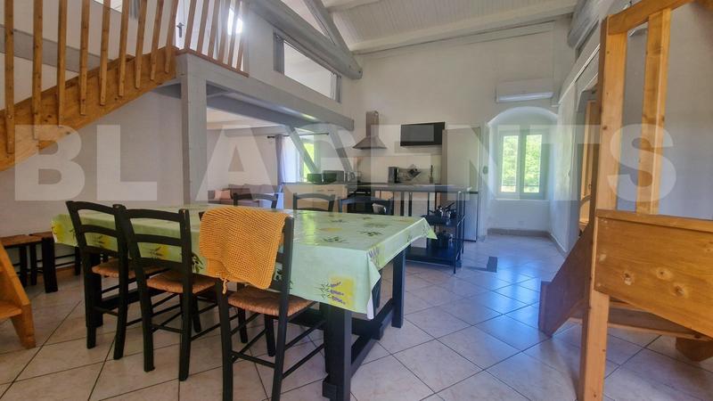 Appartement - 60 m² - 4 pièces