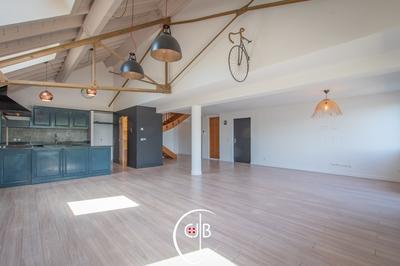 Appartement - 156 m² - 4 pièces