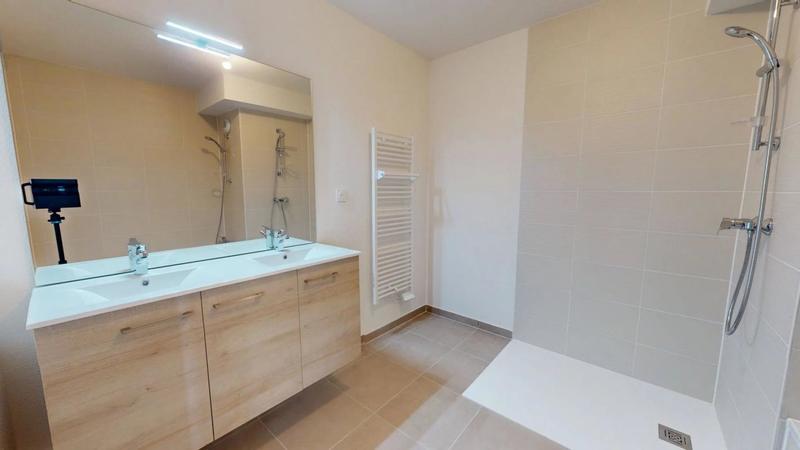 Appartement - 95 m² - 4 pièces