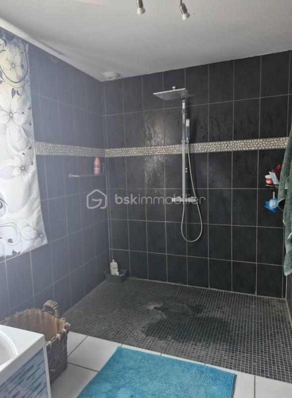 Maison - 165 m² - 6 pièces