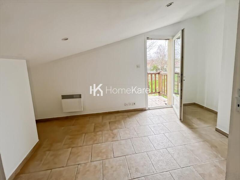 Maison - 220 m² - 6 pièces