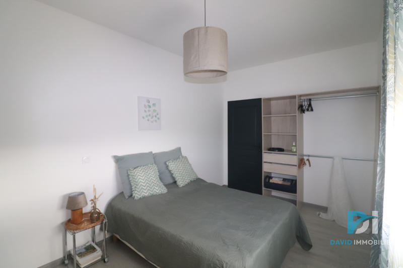 Villa - 297 m² - 8 pièces