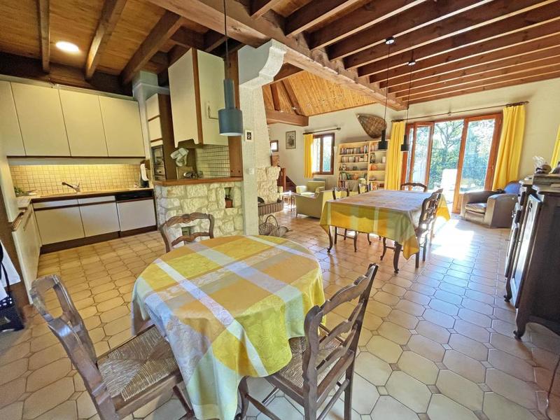 Maison - 140 m² - 3 pièces