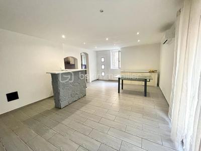 Maison de village - 95 m² - 4 pièces