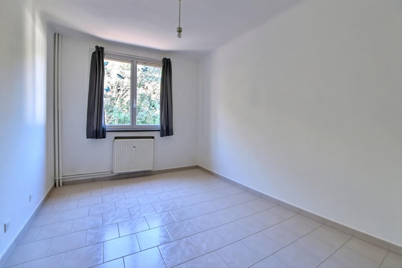 Appartement - 65 m² - 2 pièces