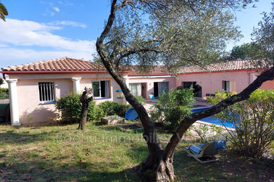 Villa - 320 m² - 9 pièces