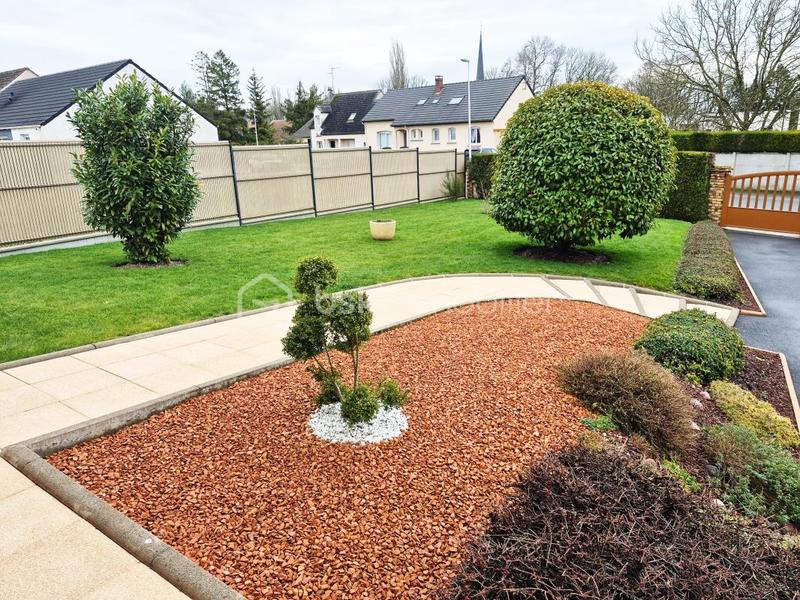 Maison traditionnelle - 130 m² - 6 pièces