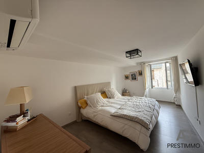 Appartement - 95 m² - 4 pièces
