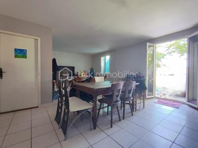 Maison - 98 m² - 4 pièces