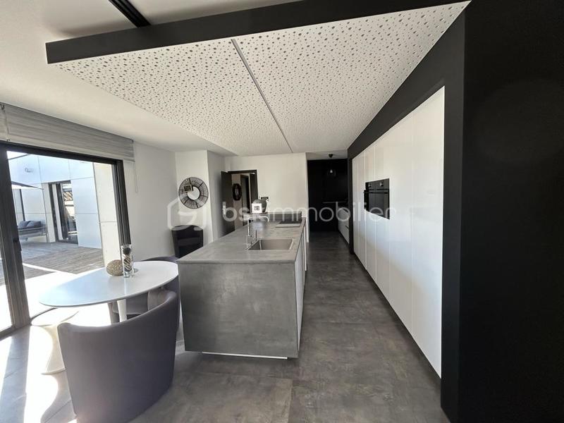 Maison - 145 m² - 6 pièces