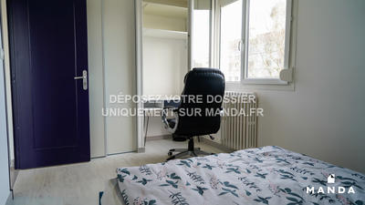 Chambre - 11 m² - 5 pièces