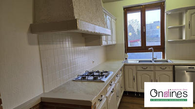 Appartement - 100 m² - 3 pièces