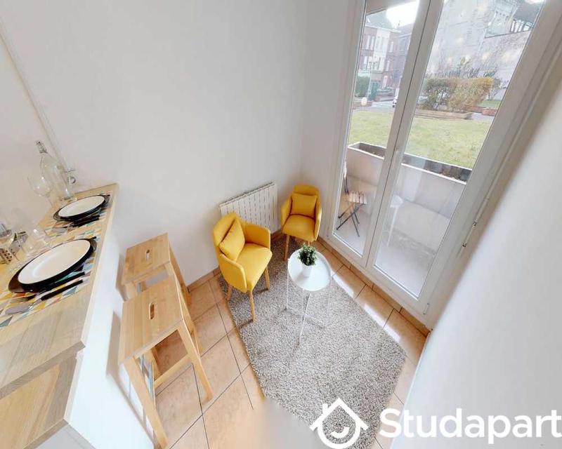 Chambre - 70 m² - 1 pièce