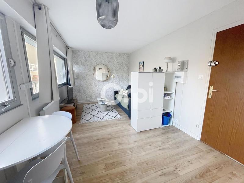 Studio - 19 m² - 1 pièce