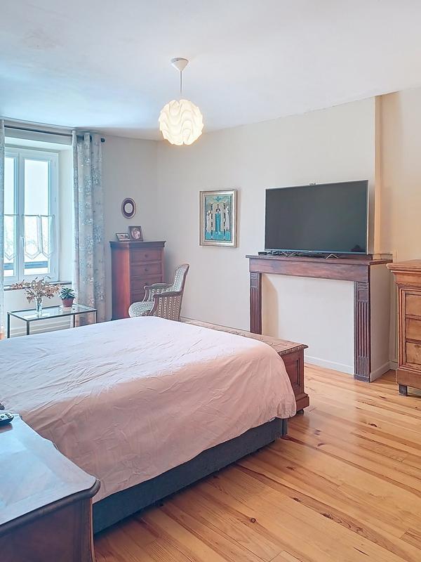 Maison ancienne - 98 m² - 4 pièces