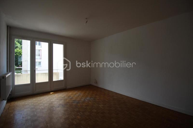 Appartement - 75 m² - 5 pièces