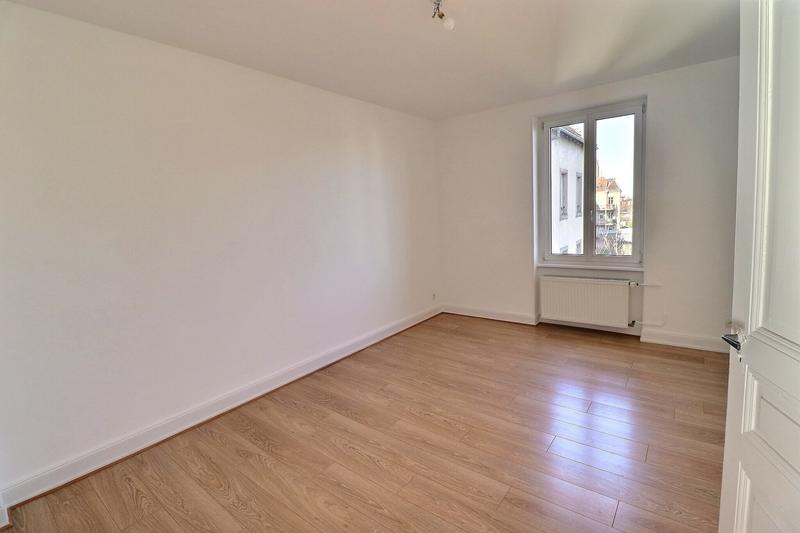 Appartement - 94 m² - 4 pièces