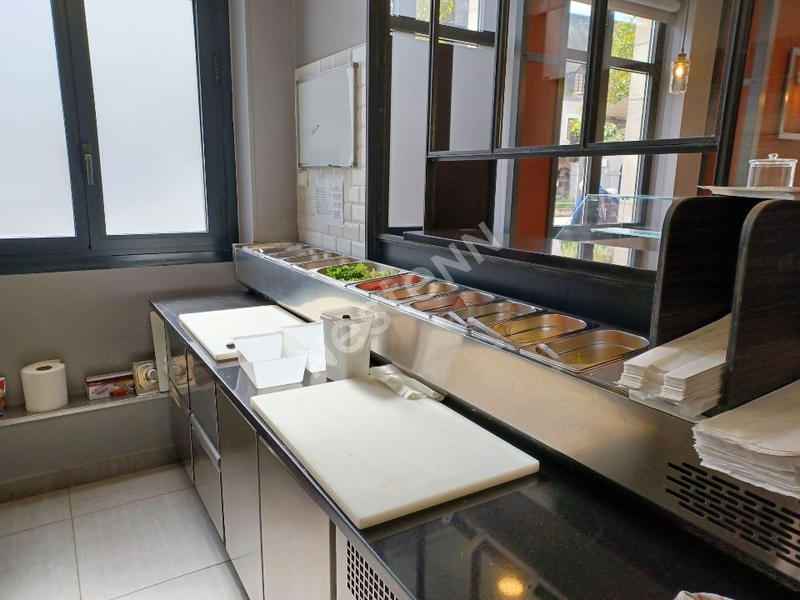 Fonds de commerce - 200 m²