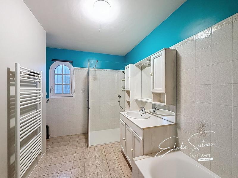 Maison - 115 m² - 5 pièces