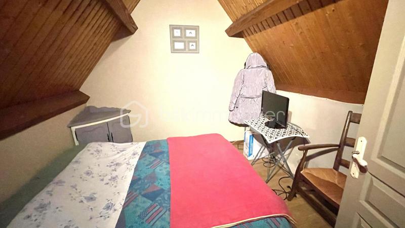 Maison en pierre - 304 m² - 16 pièces