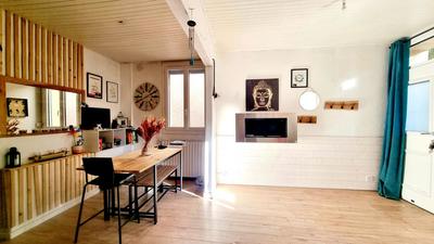 Maison - 122 m² - 4 pièces