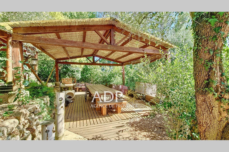 Maison - 142 m² - 4 pièces