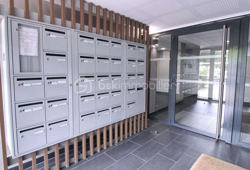 Appartement - 79 m² - 4 pièces