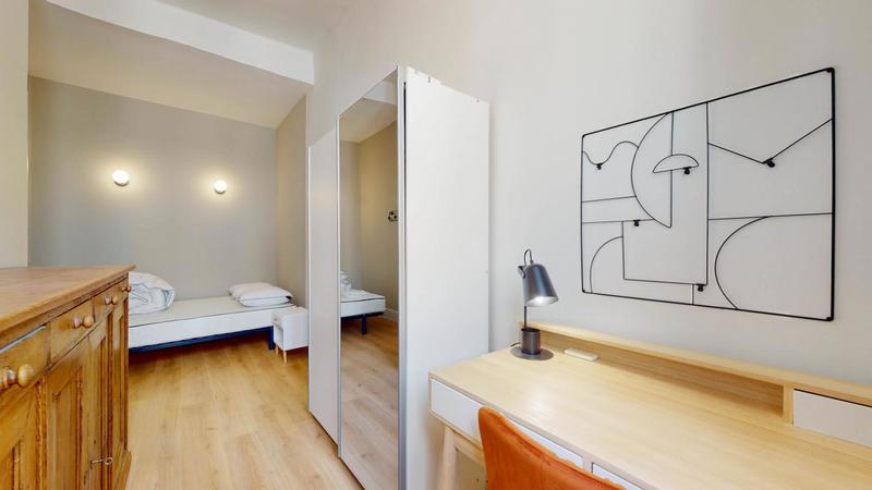 Appartement - 127 m² - 7 pièces