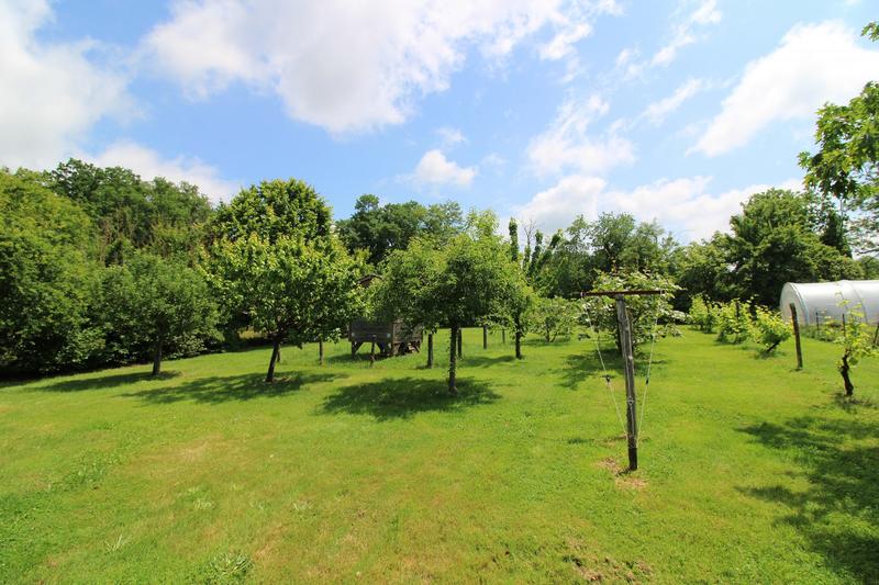 Maison - 242 m² - 7 pièces