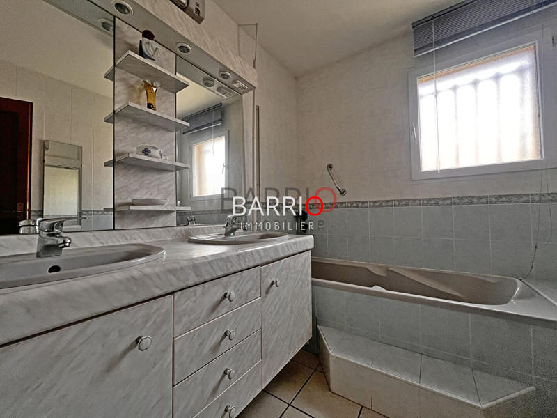 Villa - 115 m² - 5 pièces