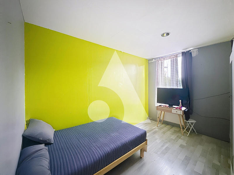 Maison - 89 m² - 6 pièces