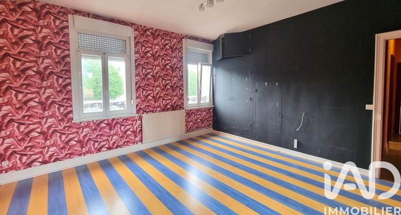 Maison de ville - 260 m² - 9 pièces