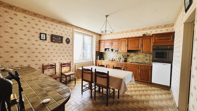 Maison - 153 m² - 10 pièces