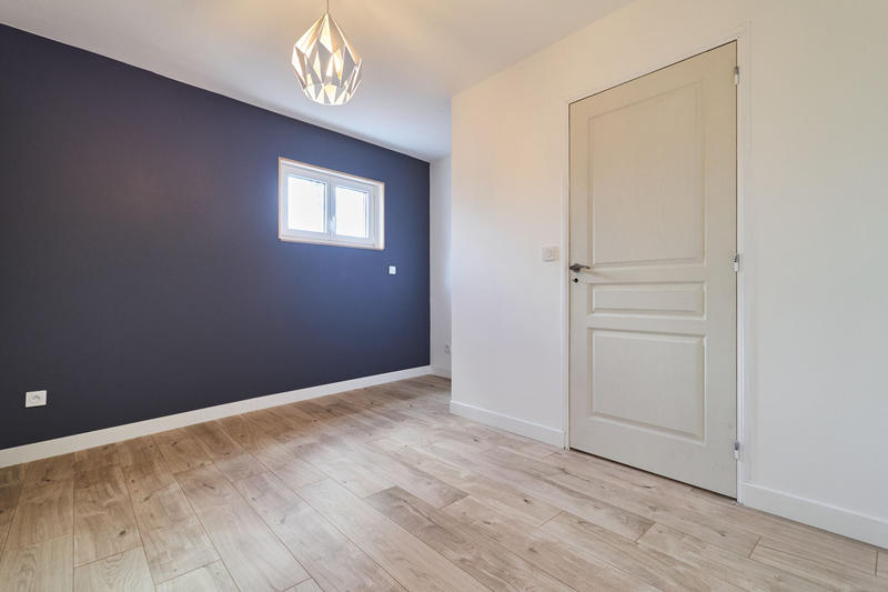 Maison - 188 m² - 7 pièces