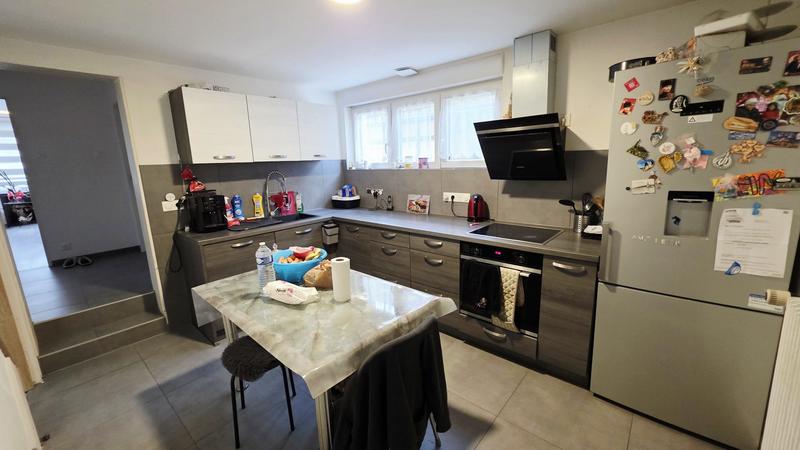 Maison traditionnelle - 101 m² - 6 pièces