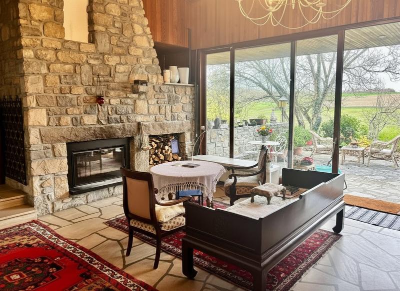 Villa - 205 m² - 7 pièces