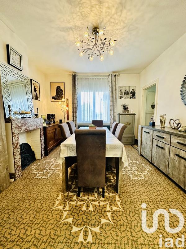 Maison - 95 m² - 5 pièces