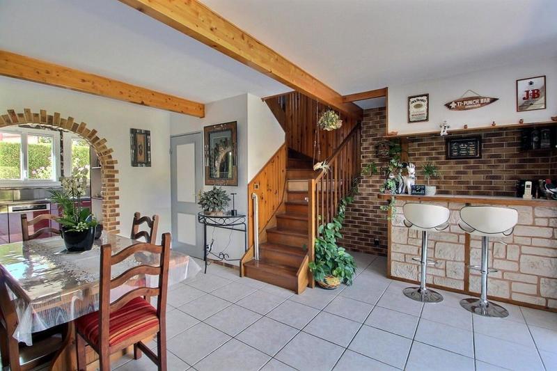 Maison - 146 m² - 6 pièces