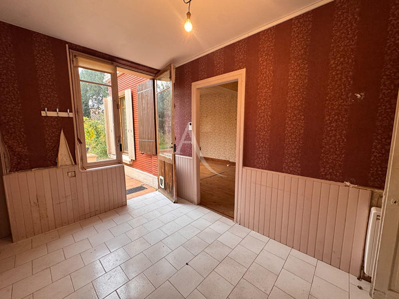 Maison - 208 m² - 8 pièces