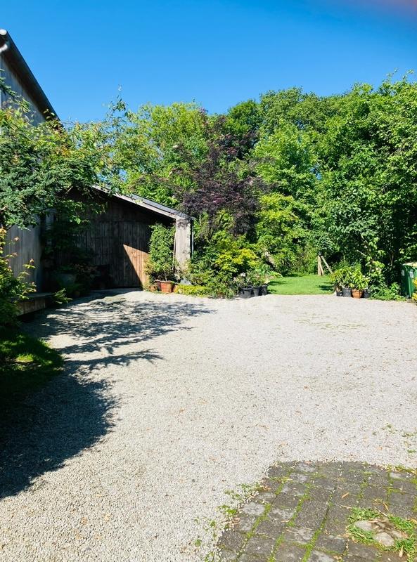 Maison de bois - 140 m² - 9 pièces